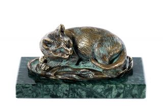 Bronze sculpture Cat