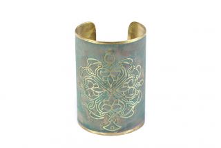 Brass bracelet miniature ornamental pattern with leaves