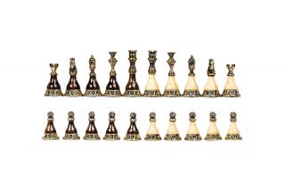 Шахматные бронзовые-деревянные фигурки