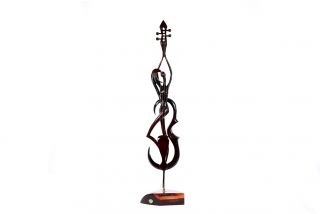 Violin-girl sculpture